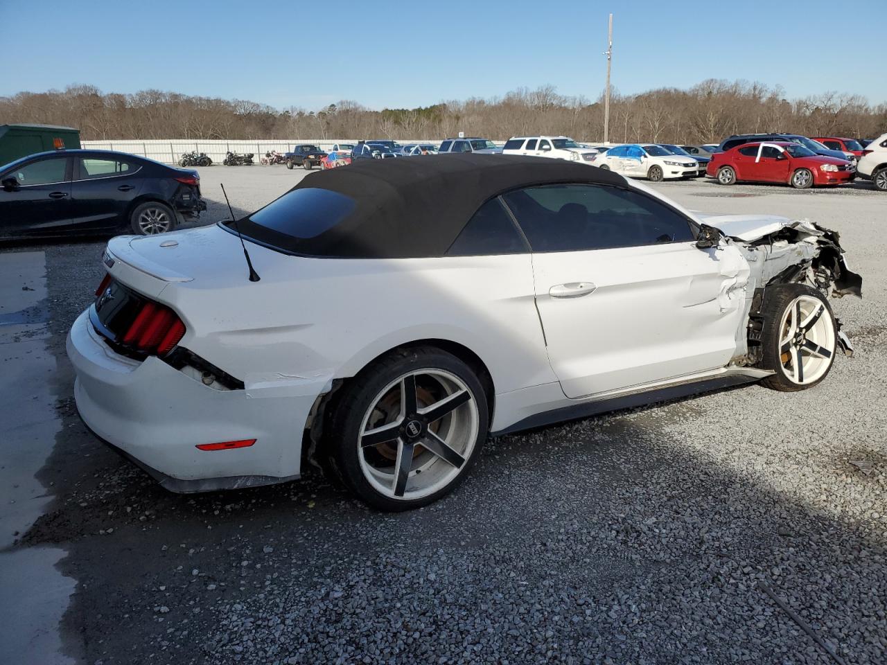 Image 3 of 2015 FORD MUSTANG  2015 with VIN 1FATP8UH2F5393024