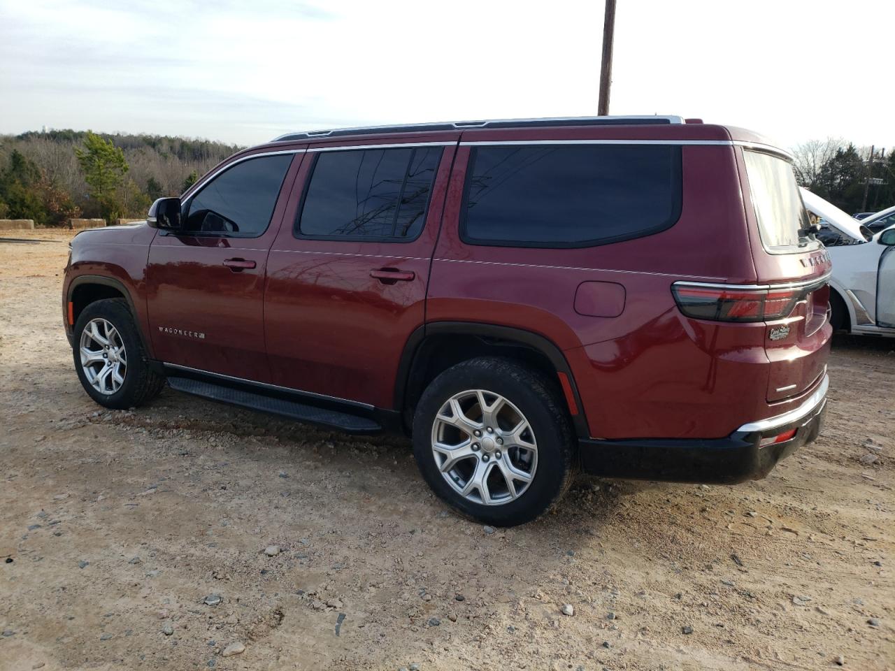 Image 2 of 2022 JEEP WAGONEER SERIES II 2022 with VIN 1C4SJVBTXNS142426