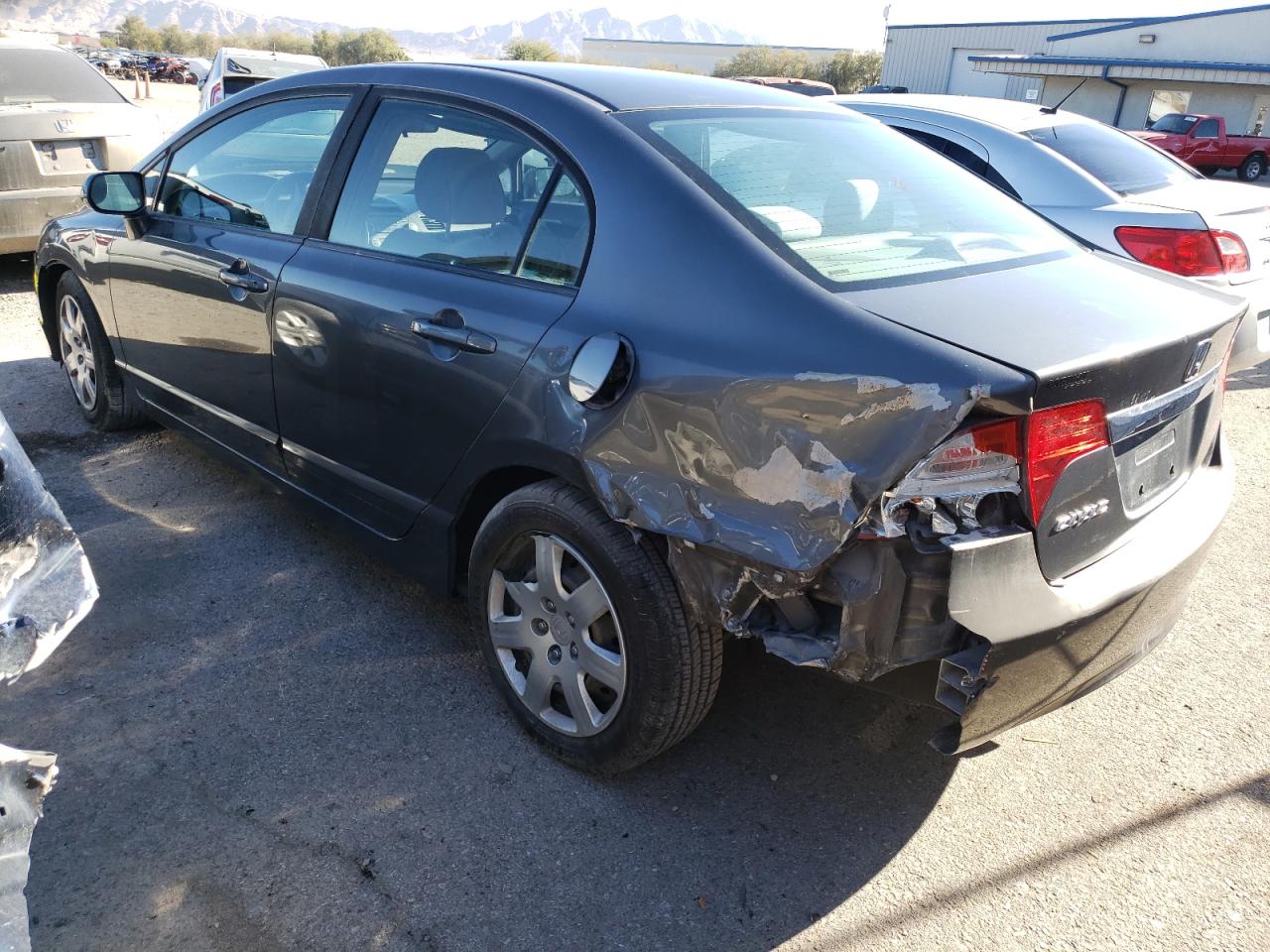 Obraz 2 z 2010 HONDA CIVIC LX 2010 z VIN 19XFA1F59AE028372