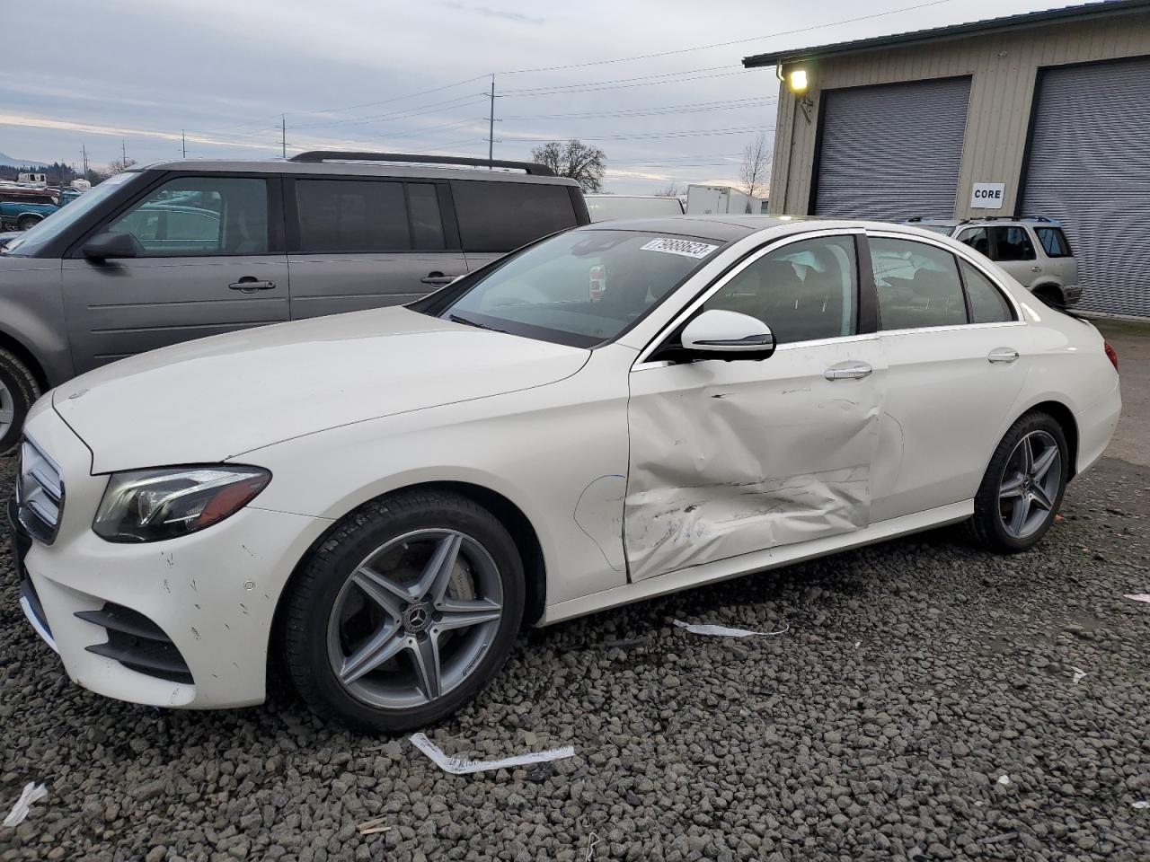 Image 1 of 2019 MERCEDES-BENZ E 300 4MATIC 2019 with VIN WDDZF4KB4KA670794