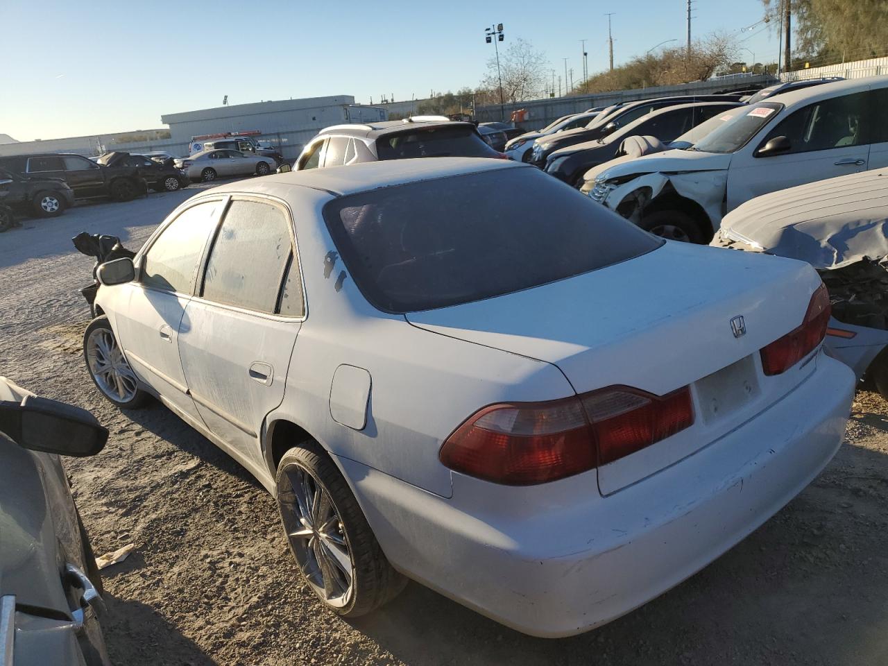 Obraz 2 z 1998 HONDA ACCORD LX 1998 z VIN 1HGCG5645WA110739