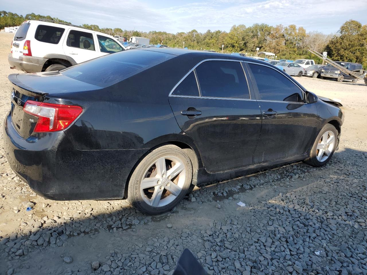 Изображение 3 2014 TOYOTA CAMRY L 2014 с VIN 4T1BF1FK8EU472352