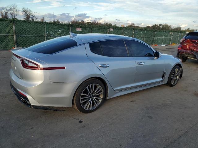 Image 3 of 2018 KIA STINGER PREMIUM 2018 with VIN KNAE25LA0J6041256