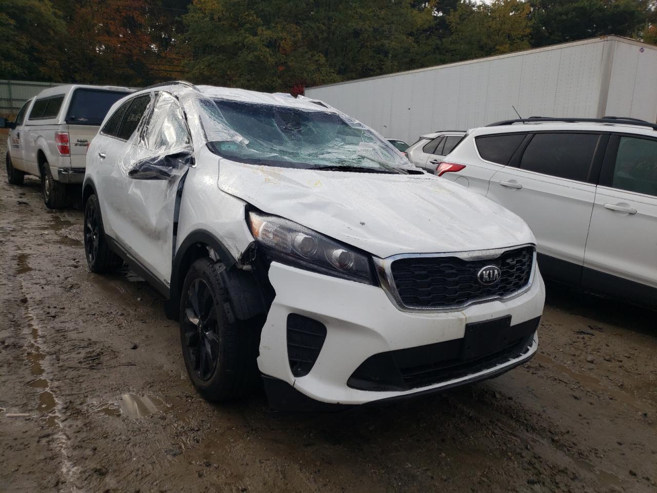 Obraz 1 z 2019 KIA SORENTO LX 2019 z VIN 5XYPGDA56KG587202