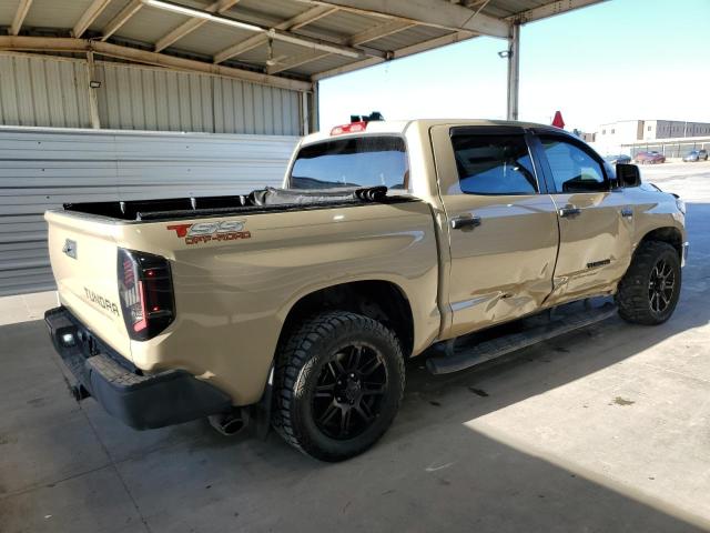 Obraz 3 z 2020 TOYOTA TUNDRA CREWMAX SR5 2020 z VIN 5TFEY5F10LX259496