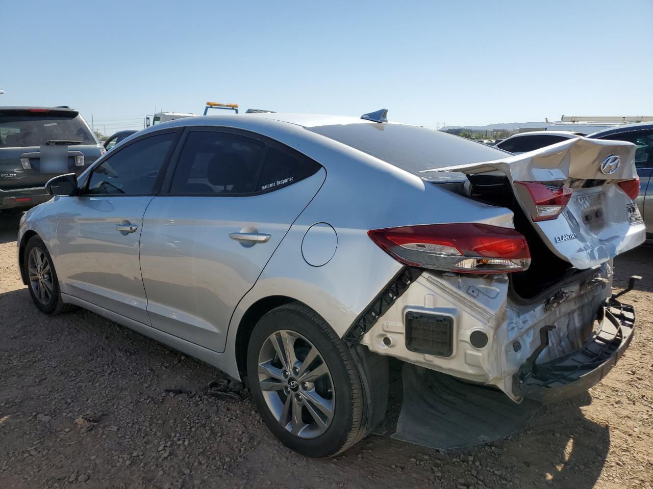 Image 2 of 2017 HYUNDAI ELANTRA SE 2017 with VIN 5NPD84LF2HH101718