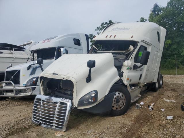 Image 2 of 2017 FREIGHTLINER CASCADIA 125  2017 with VIN 3AKJGLDR2HSHZ8196