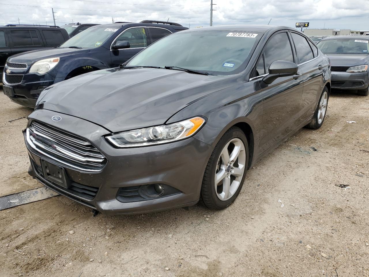 Image 1 of 2016 FORD FUSION S 2016 with VIN 3FA6P0G74GR327350