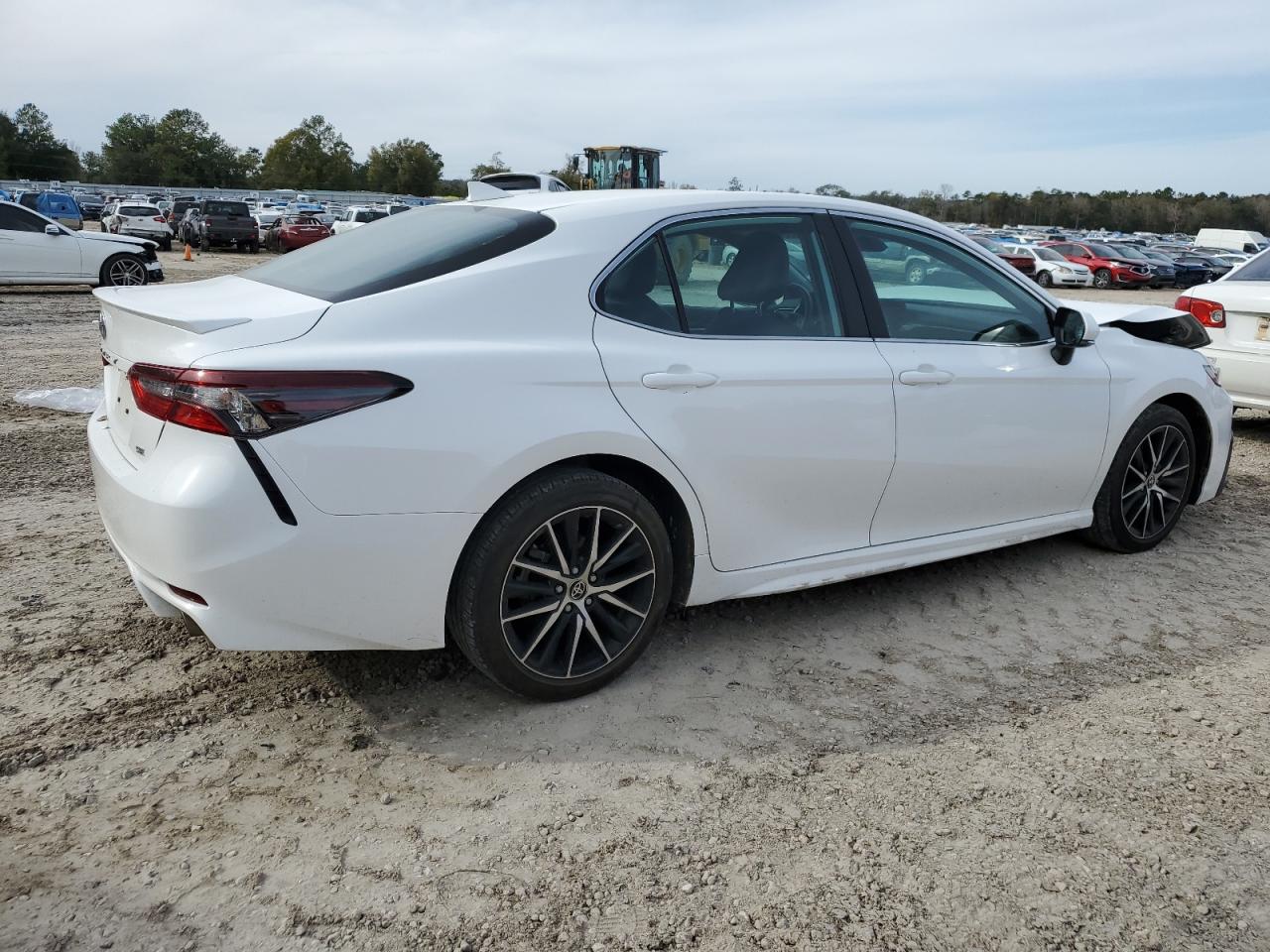 Изображение 3 2022 TOYOTA CAMRY SE 2022 с VIN 4T1G11AK4NU036190