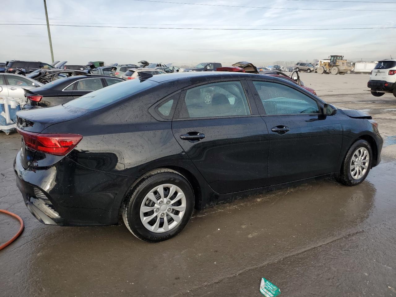 Изображение 3 2023 KIA FORTE LX 2023 с VIN 3KPF24ADXPE555486