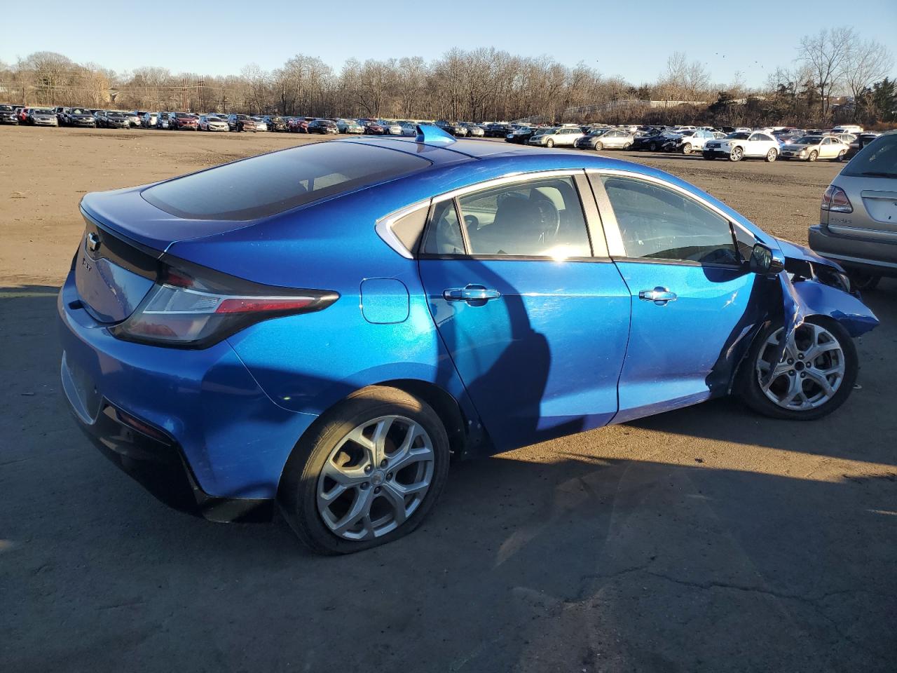 Image 3 of 2016 CHEVROLET VOLT LTZ 2016 with VIN 1G1RD6S5XGU130449