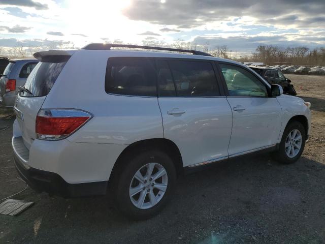 Obraz 3 z 2013 TOYOTA HIGHLANDER BASE 2013 z VIN 5TDBK3EH3DS199213