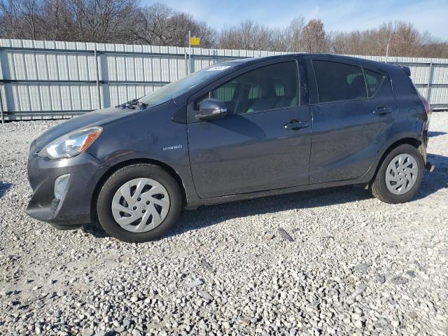 2016 TOYOTA PRIUS C  2016 image