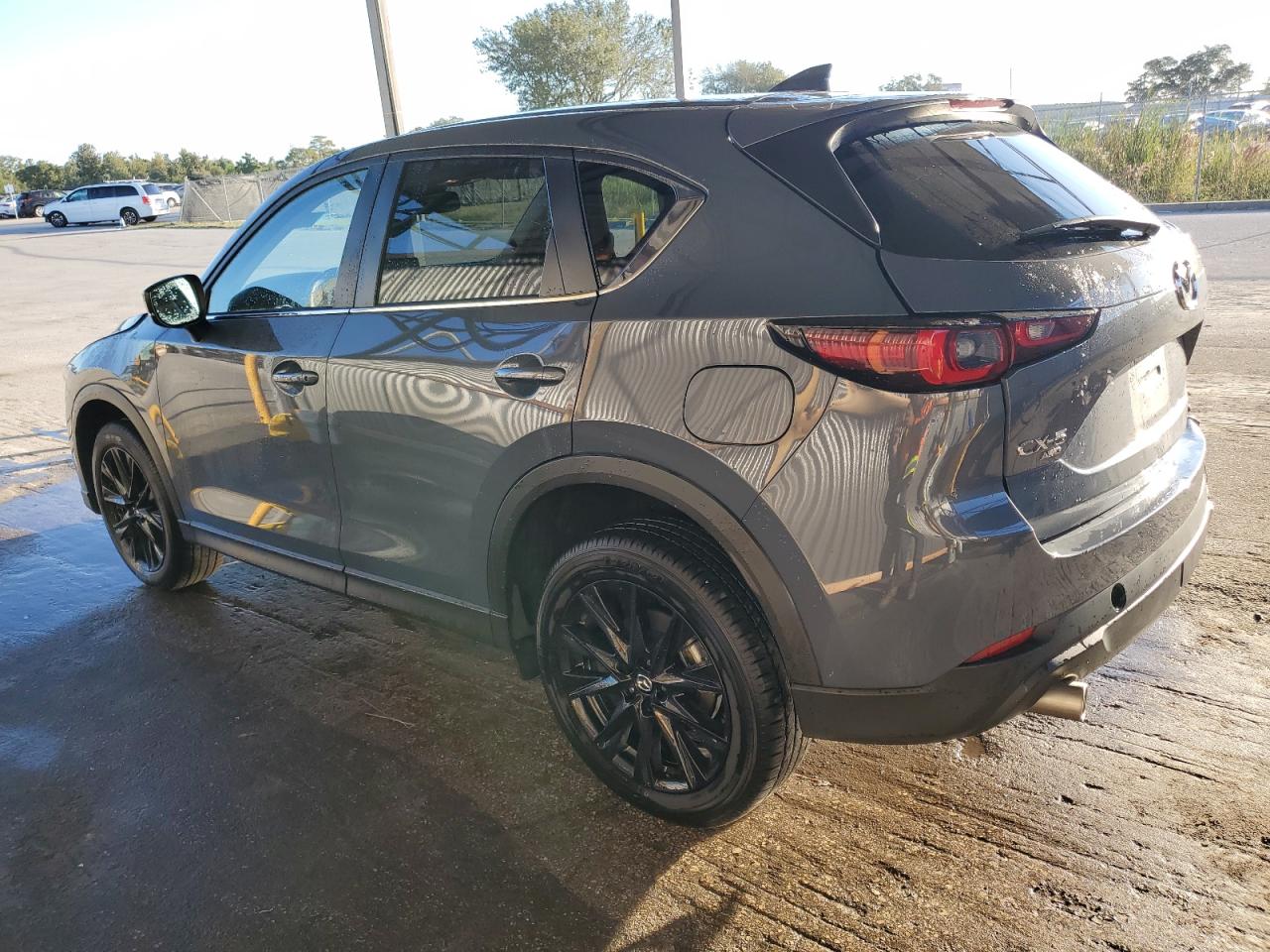 Image 2 of 2023 MAZDA CX-5 PREFERRED 2023 with VIN JM3KFBCM3P0196051