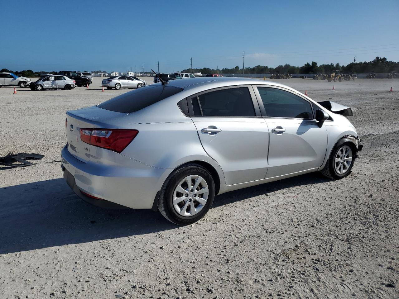 Image 3 of 2016 KIA RIO LX 2016 with VIN KNADM4A3XG6634152