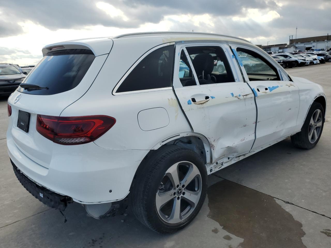 Изображение 3 2021 MERCEDES-BENZ GLC 300 2021 с VIN W1N0G8DB1MV320676