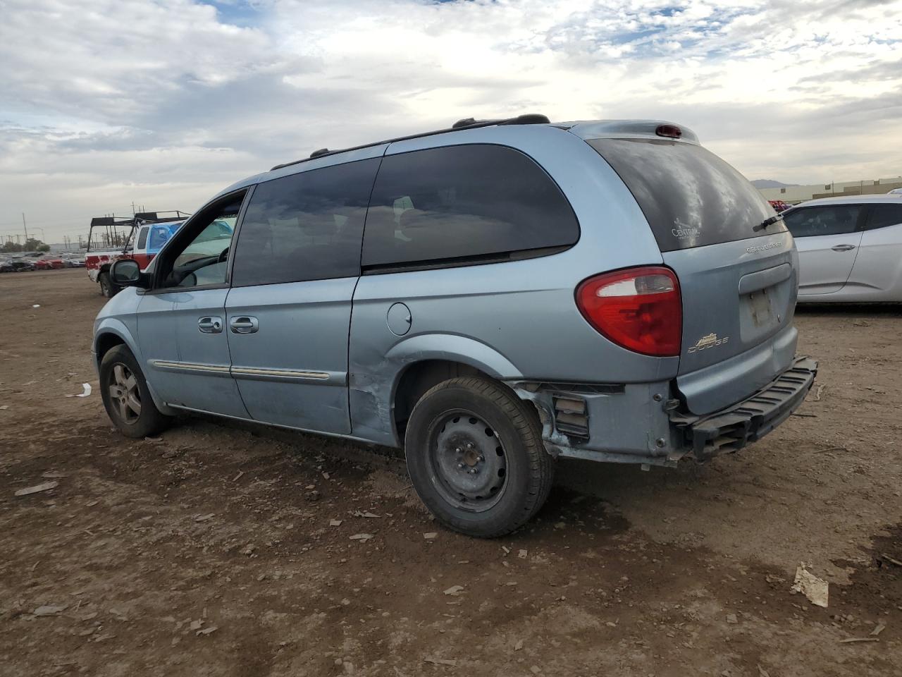 Изображение 2 2003 DODGE GRAND CARAVAN ES 2003 с VIN 2D8GP54L43R180171