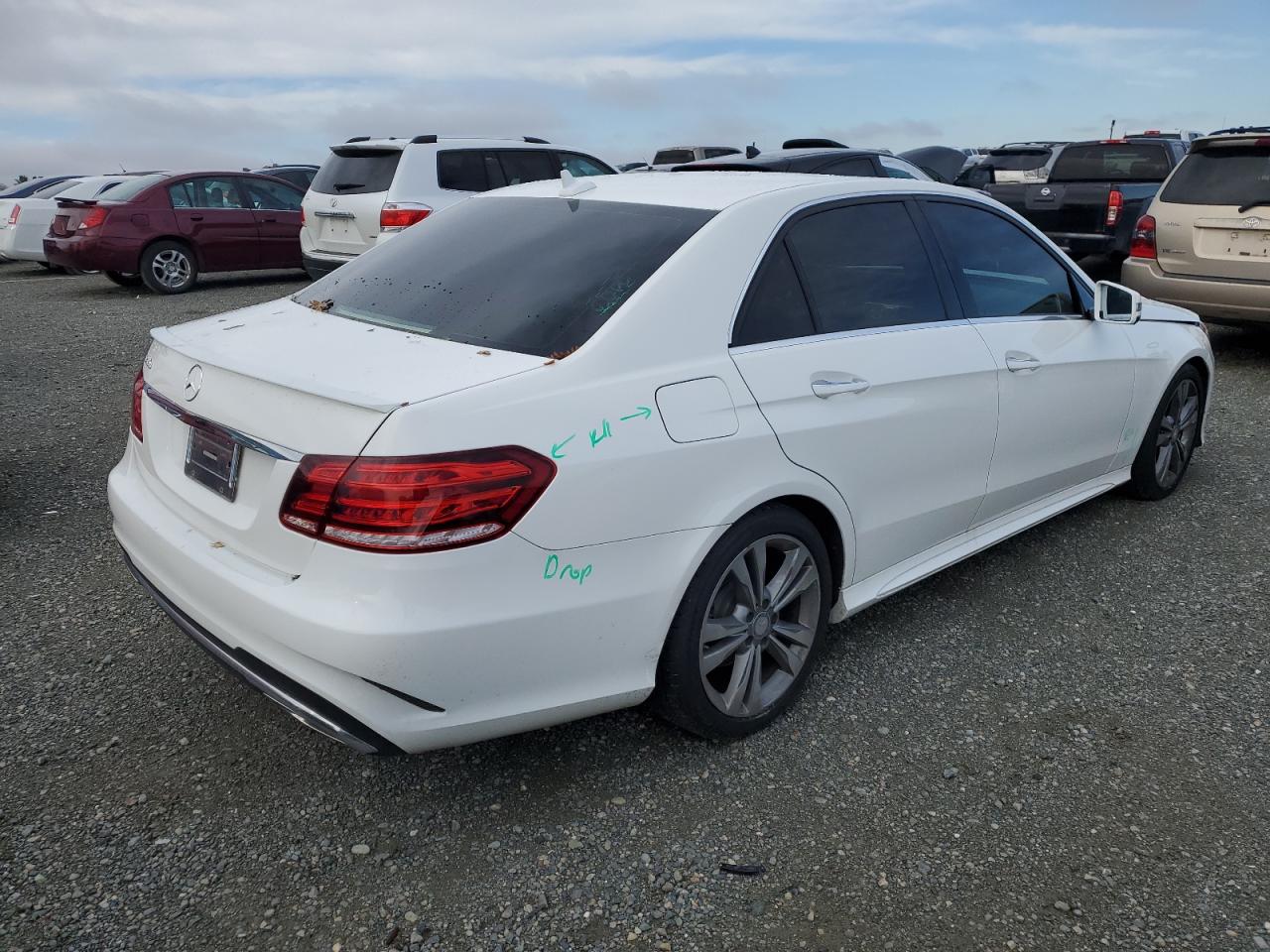 Image 3 of 2014 MERCEDES-BENZ E 350 2014 with VIN WDDHF5KB2EA962790