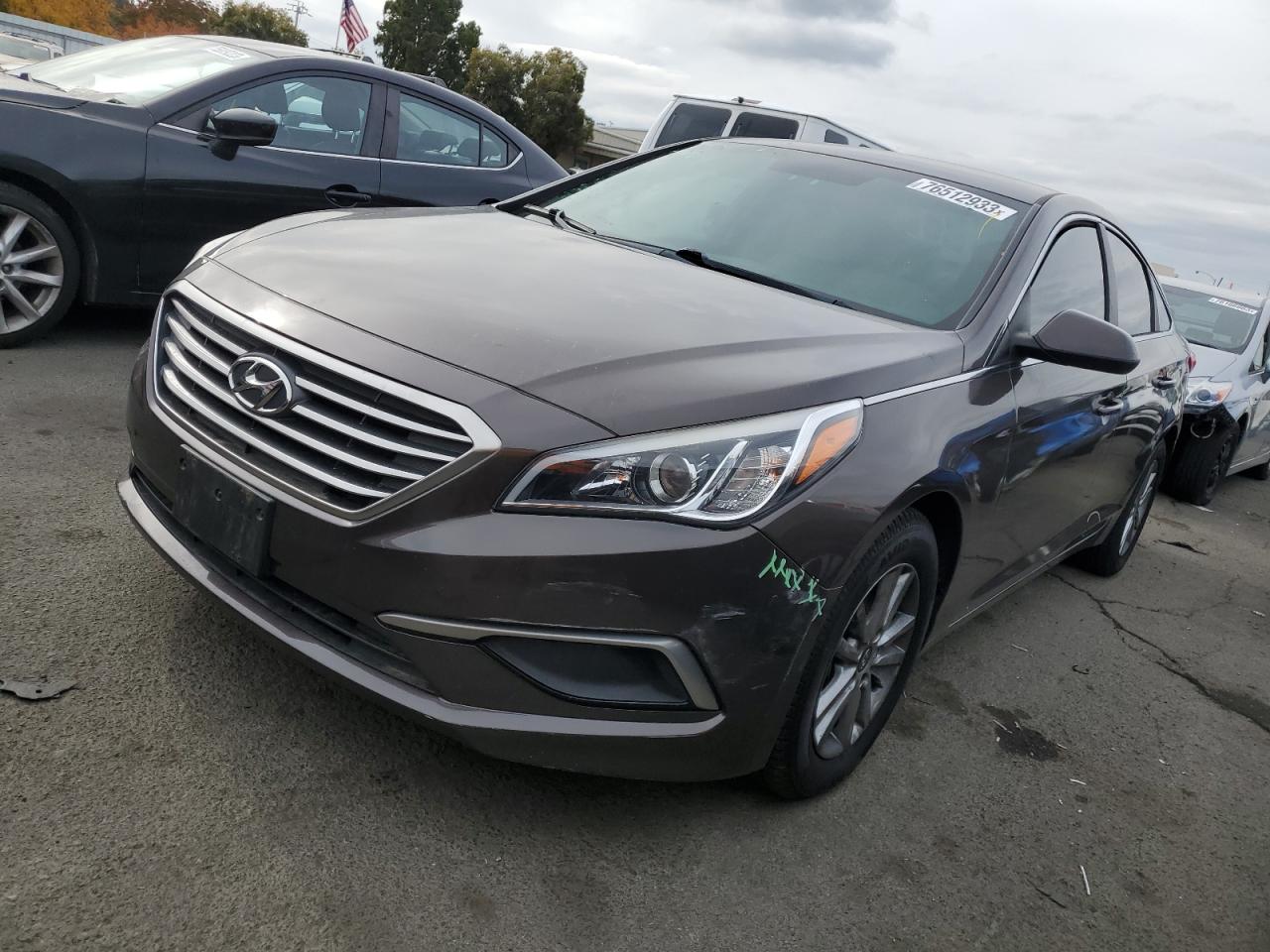 Image 1 of 2017 HYUNDAI SONATA SE 2017 with VIN 5NPE24AFXHH557197