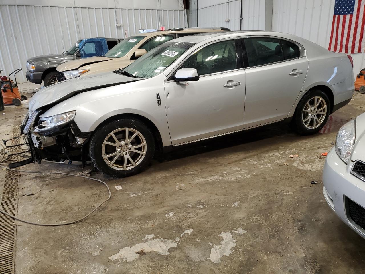 Изображение 2010 LINCOLN MKS  2010