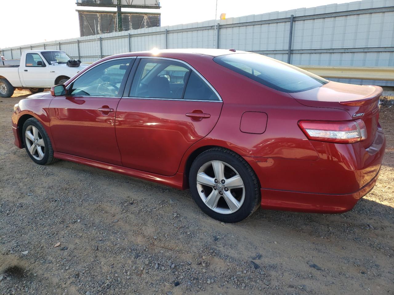 Изображение 2 2010 TOYOTA CAMRY BASE 2010 с VIN 4T1BF3EK2AU114879