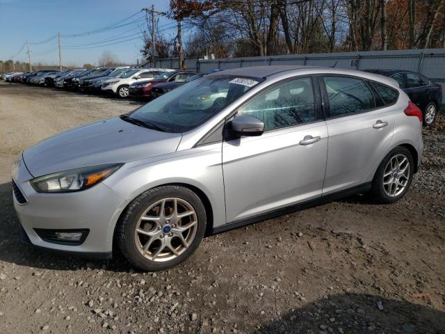 Image 1 of 2015 FORD FOCUS SE 2015 with VIN 1FADP3K22FL270678