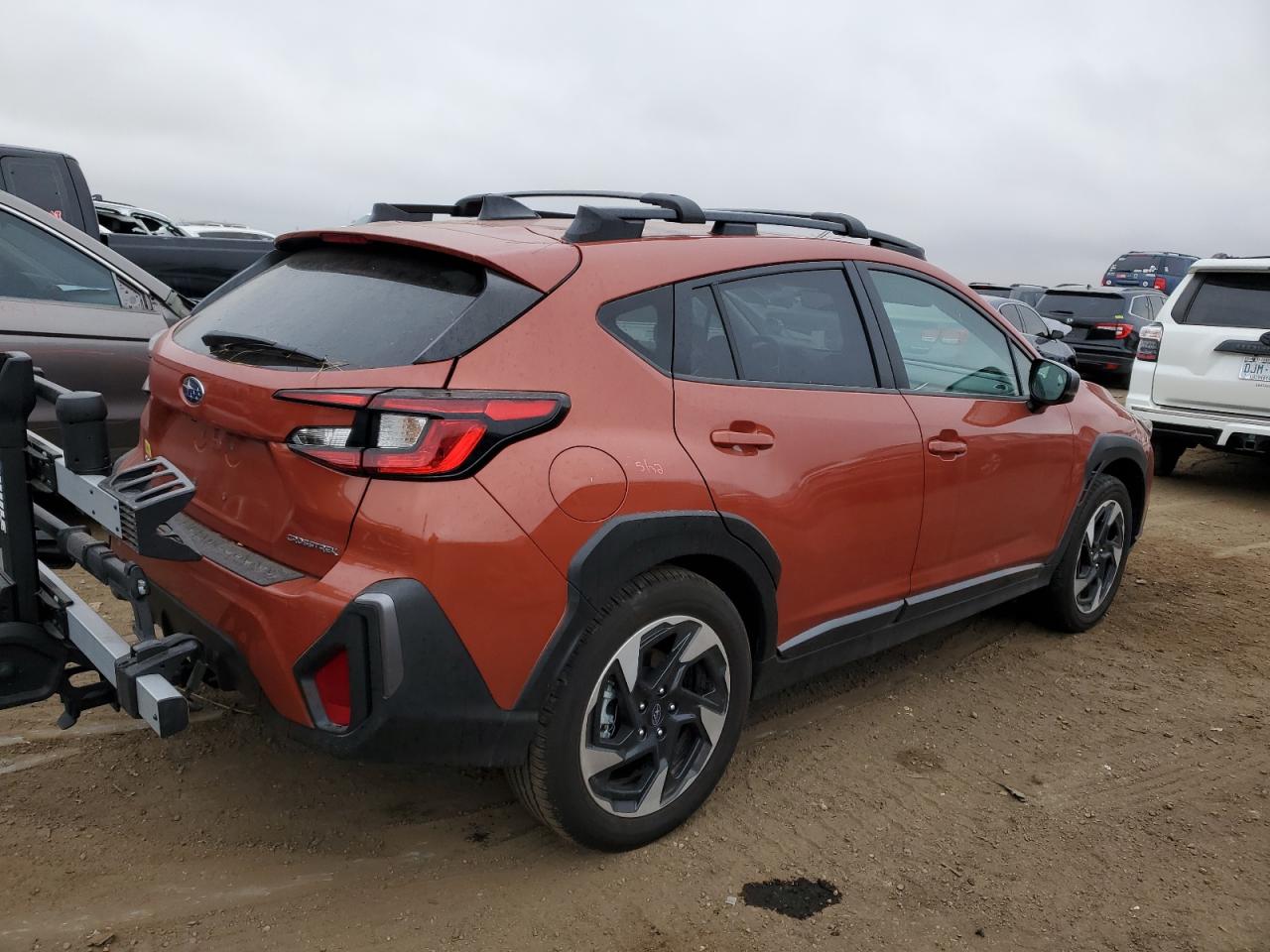 Obraz 3 z 2024 SUBARU CROSSTREK LIMITED 2024 z VIN 4S4GUHN64R3702196
