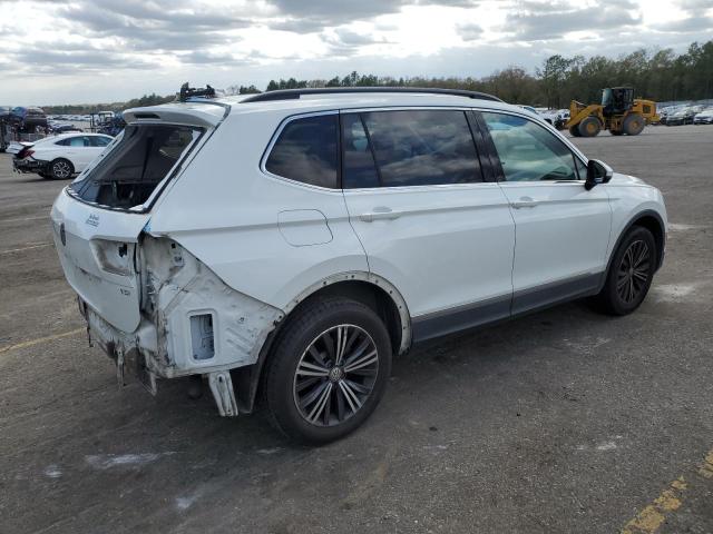 Image 3 of 2018 VOLKSWAGEN TIGUAN SE 2018 with VIN 3VV3B7AX9JM039228