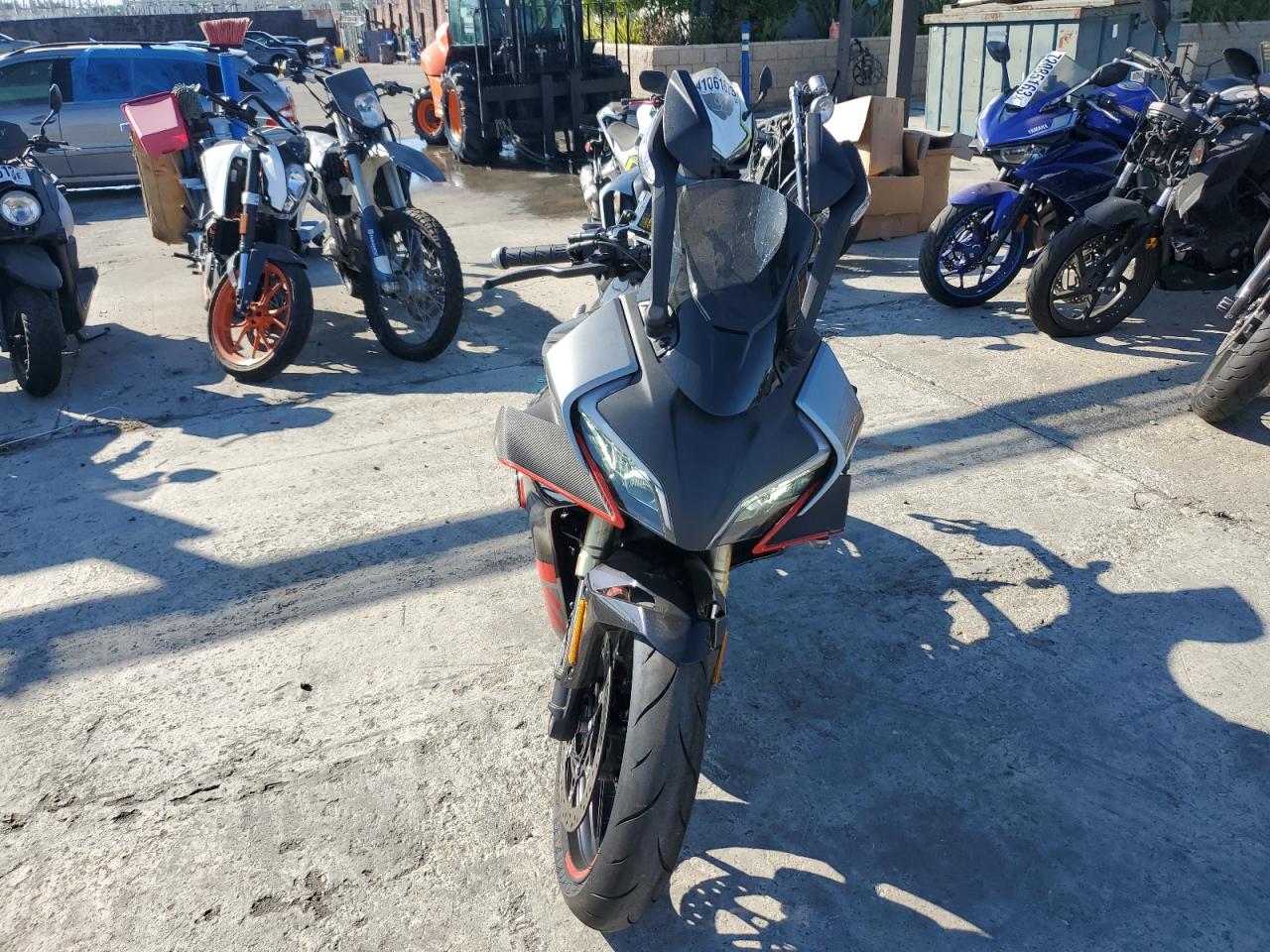 Image 2 of 2023 CF MOTO 450SS  2023 with VIN LCEPESLA8P6006460