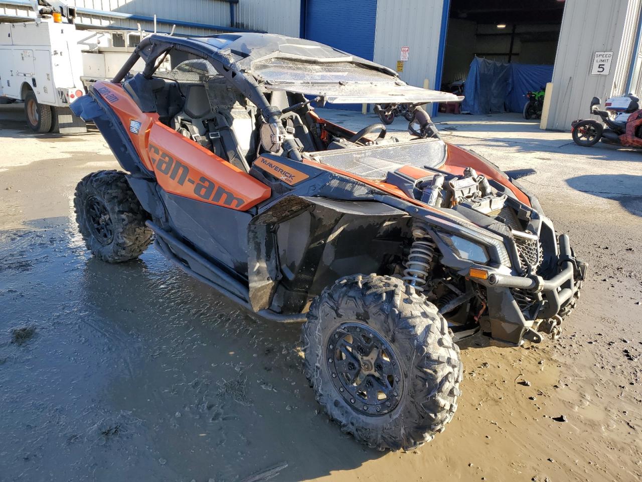 Изображение 1 2019 CAN-AM MAVERICK X3 X DS TURBO R 2019 с VIN 3JBVDAW49KK002371