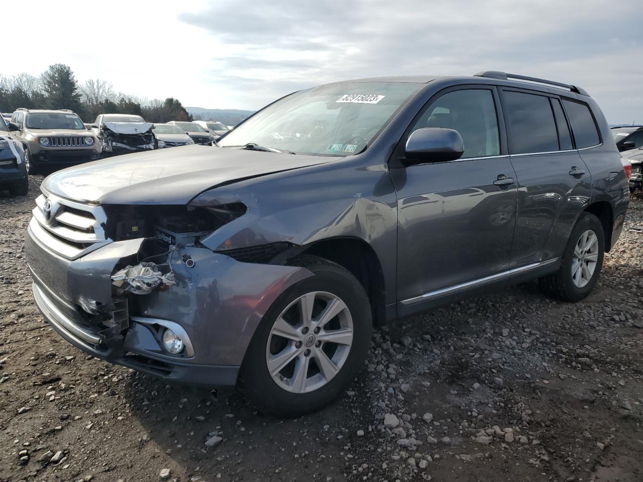 Obraz 1 z 2013 TOYOTA HIGHLANDER BASE 2013 z VIN 5TDBK3EH3DS214809