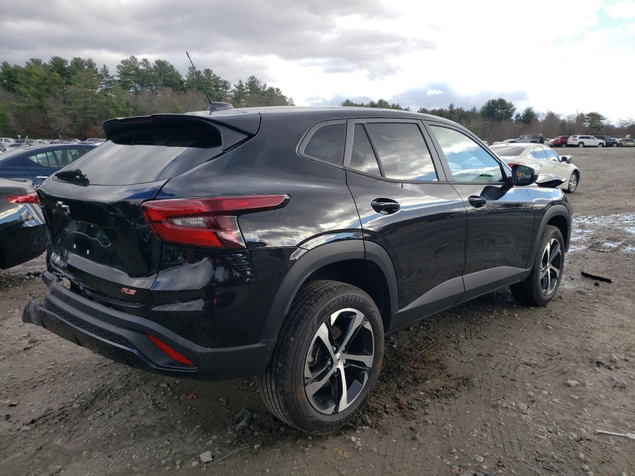 Image 3 of 2024 CHEVROLET TRAX 1RS 2024 with VIN KL77LGE21RC053663