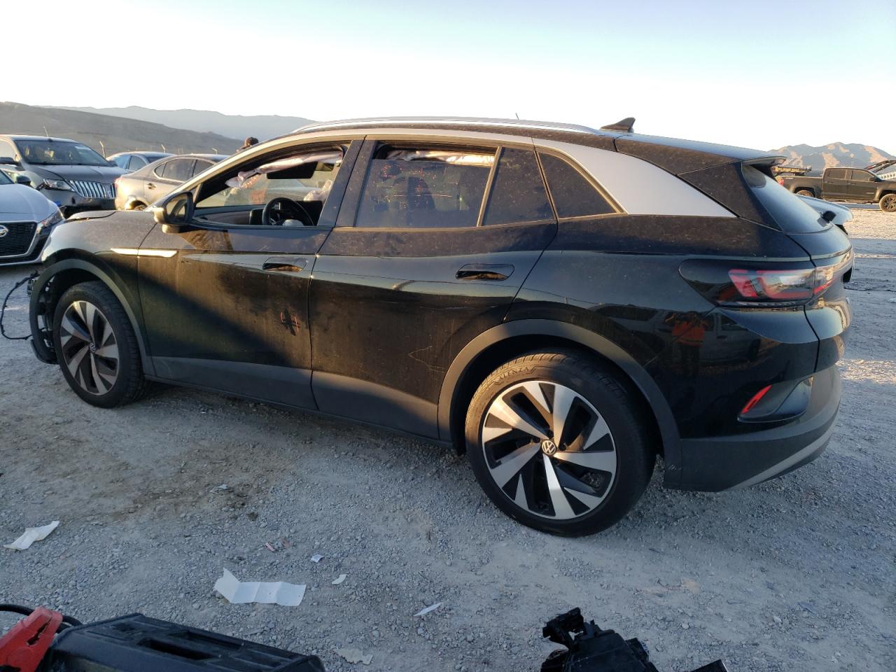 Изображение 2 2022 VOLKSWAGEN ID.4 PRO S 2022 с VIN WVGUNPE28NP051035