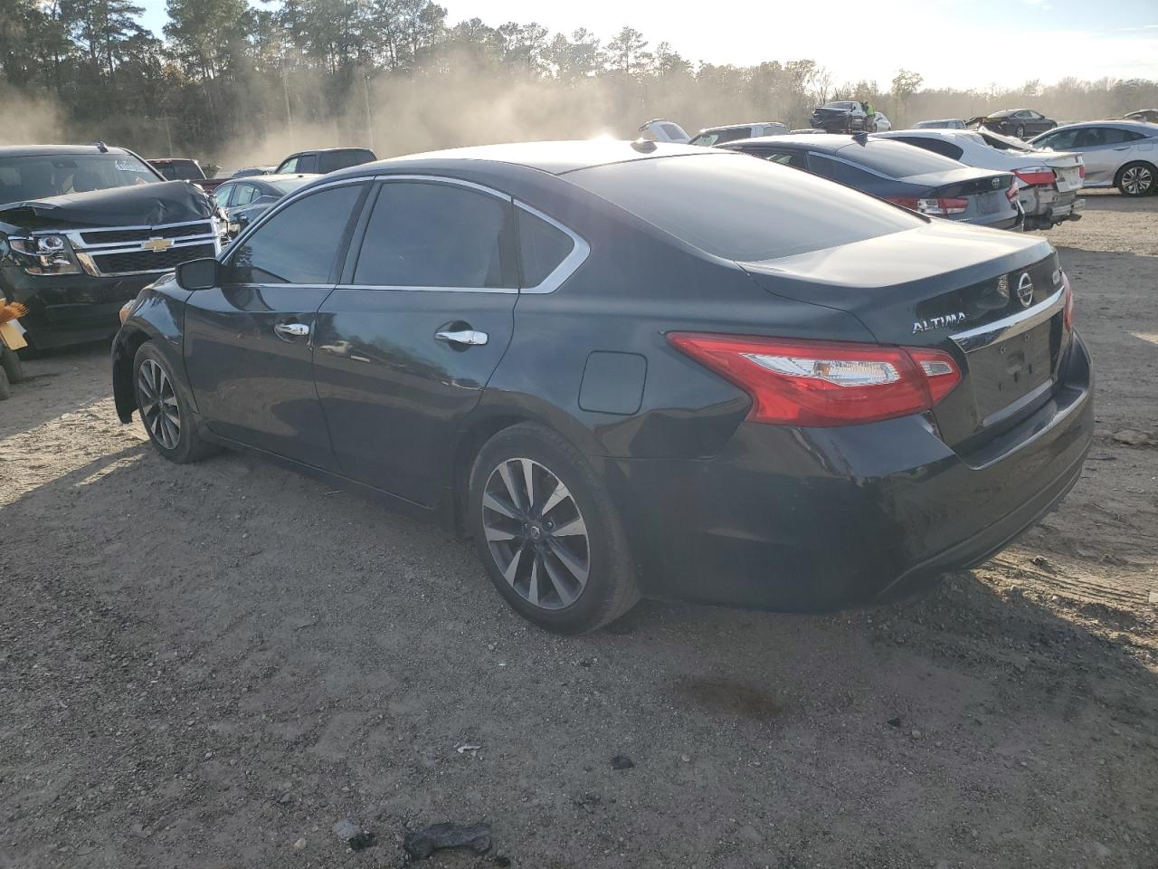 Изображение 2 2017 NISSAN ALTIMA 2.5 2017 с VIN 1N4AL3AP4HC114818