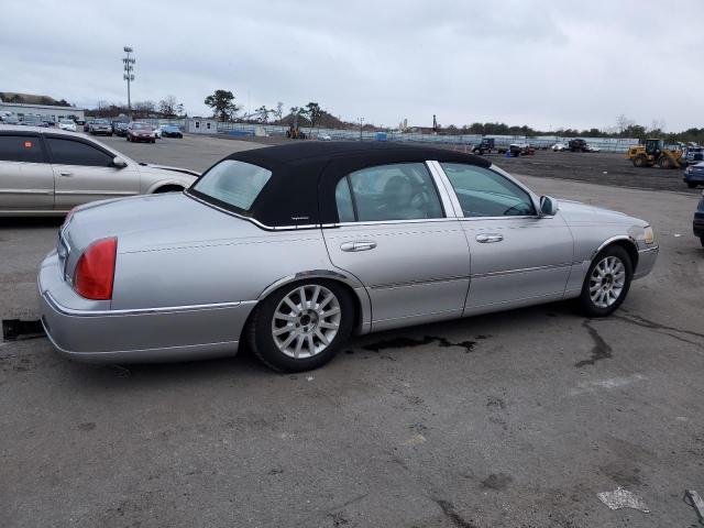 Image 3 of 2007 LINCOLN TOWN CAR SIGNATURE 2007 with VIN 1LNHM81W37Y601676