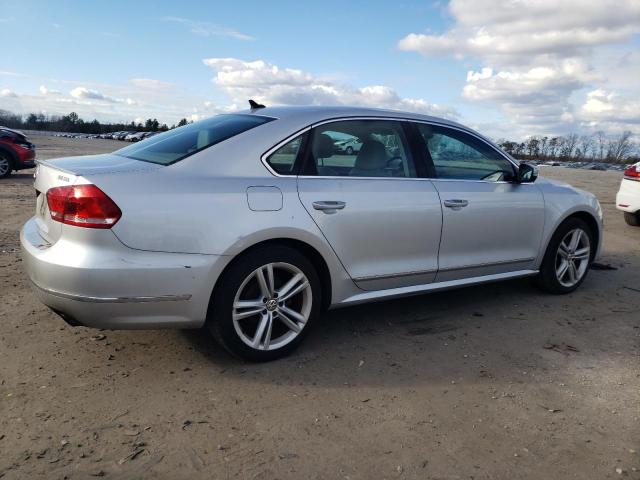 Изображение 3 2013 VOLKSWAGEN PASSAT SEL 2013 с VIN 1VWCM7A37DC090641
