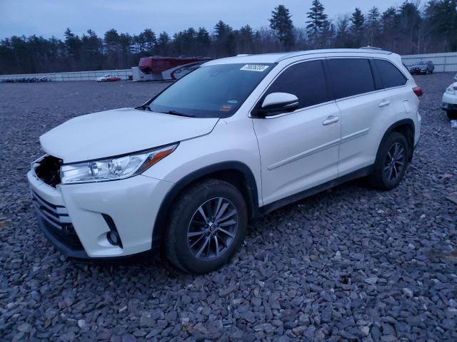 Image 1 of 2019 TOYOTA HIGHLANDER SE 2019 with VIN 5TDJZRFHXKS586265