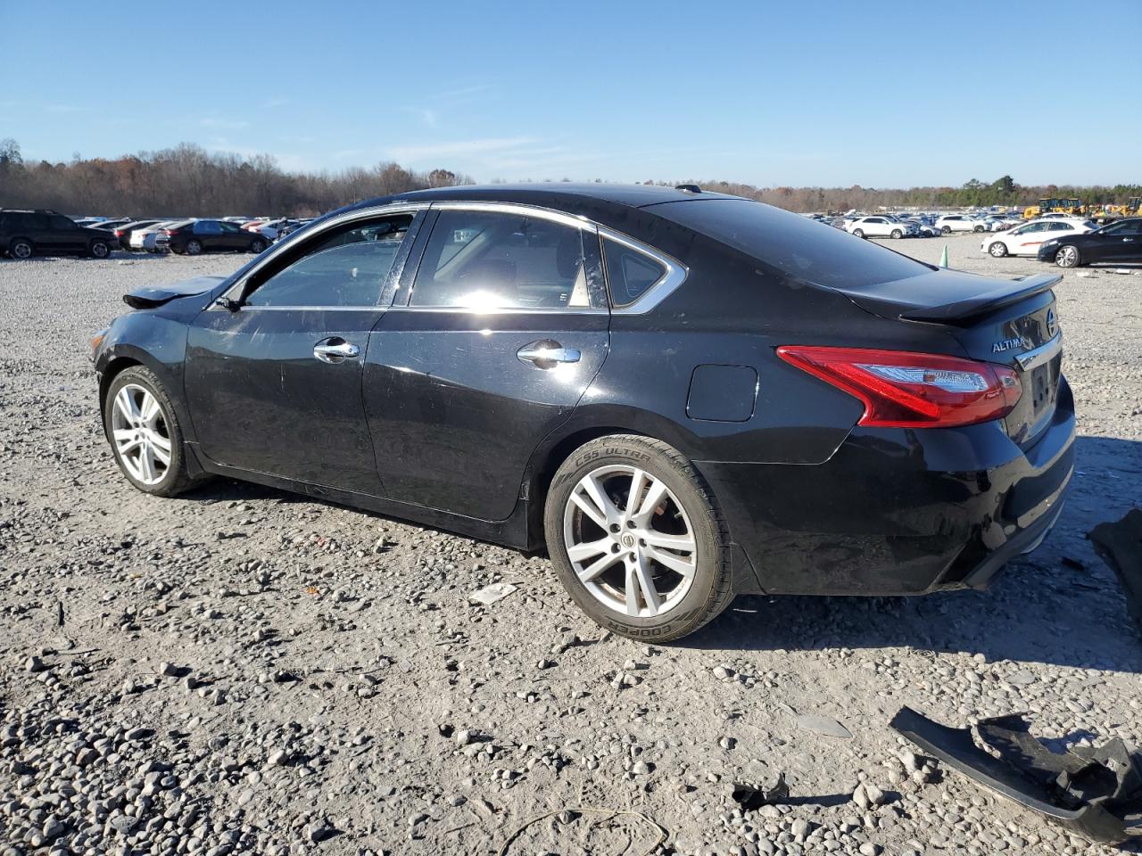 Image 2 of 2017 NISSAN ALTIMA 3.5SL 2017 with VIN 1N4BL3AP3HC228099