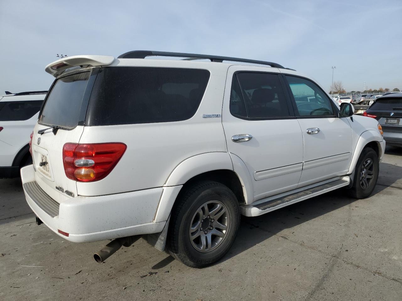 Image 3 of 2004 TOYOTA SEQUOIA LIMITED 2004 with VIN 5TDBT48A14S224093