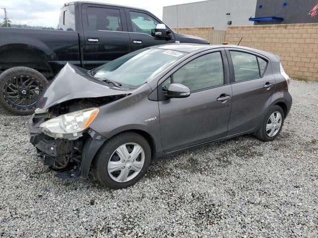 Изображение 1 2013 TOYOTA PRIUS C 2013 с VIN JTDKDTB33D1536270