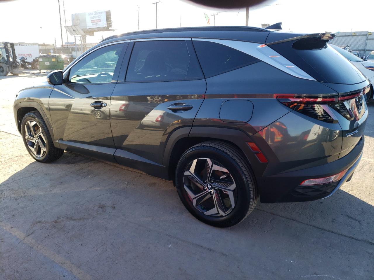 Obraz 2 z 2022 HYUNDAI TUCSON LIMITED 2022 z VIN KM8JFDA29NU053625