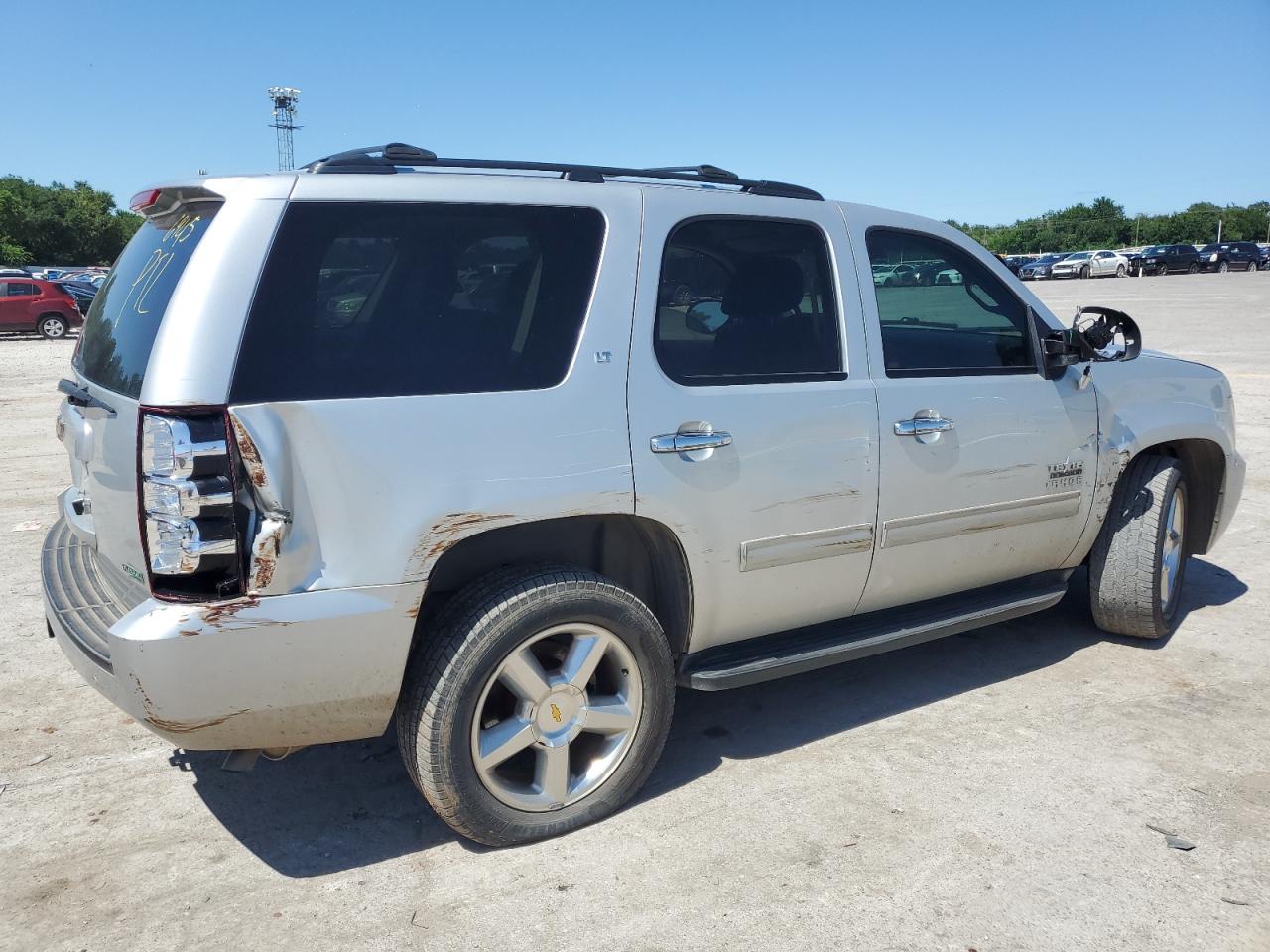 Obraz 3 z 2011 CHEVROLET TAHOE C1500 LT 2011 z VIN 1GNSCBE02BR272950