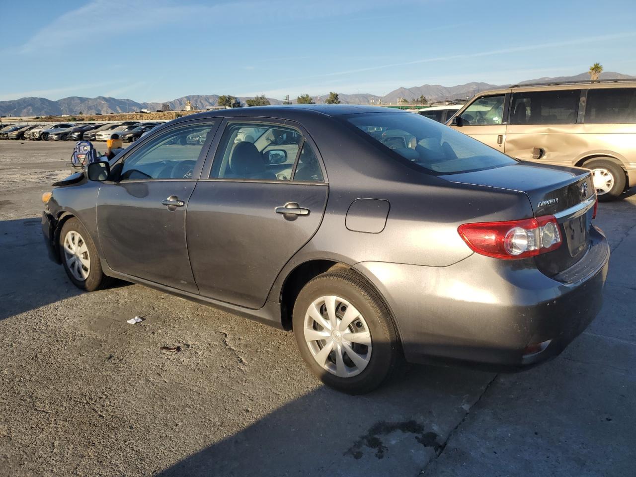 Obraz 2 z 2012 TOYOTA COROLLA BASE 2012 z VIN 5YFBU4EE0CP031929