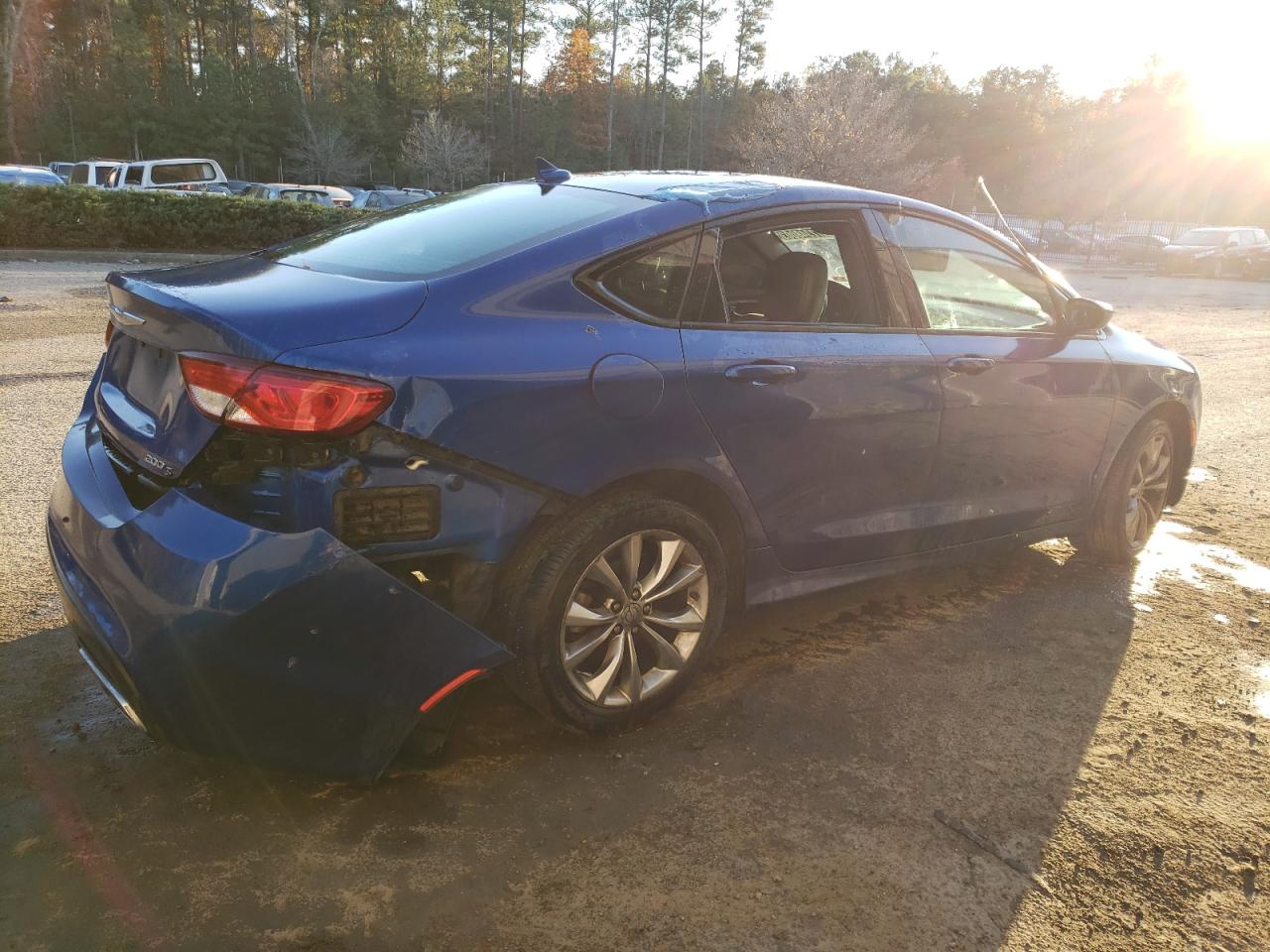 Image 3 of 2015 CHRYSLER 200 S 2015 with VIN 1C3CCCBGXFN726805
