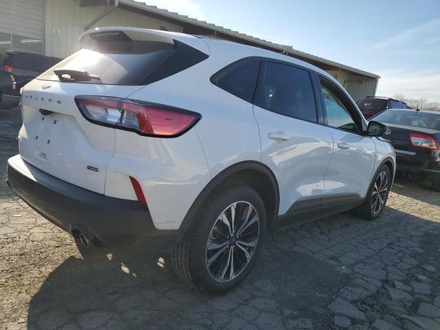 Image 3 of 2022 FORD ESCAPE SE 2022 with VIN 1FMCU0BZ3NUA11552