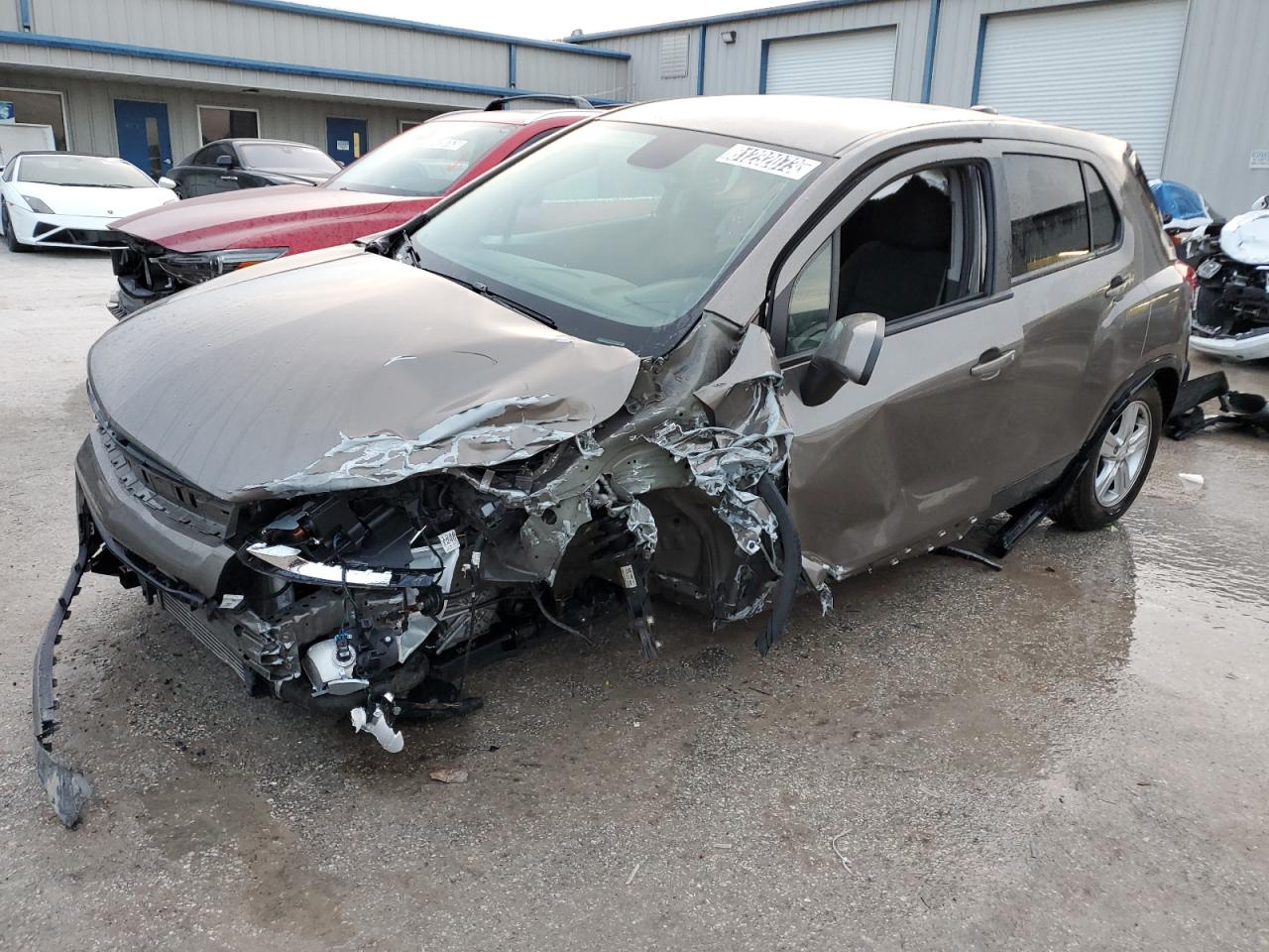 Изображение 1 2020 CHEVROLET TRAX LS 2020 с VIN KL7CJKSB2LB351860