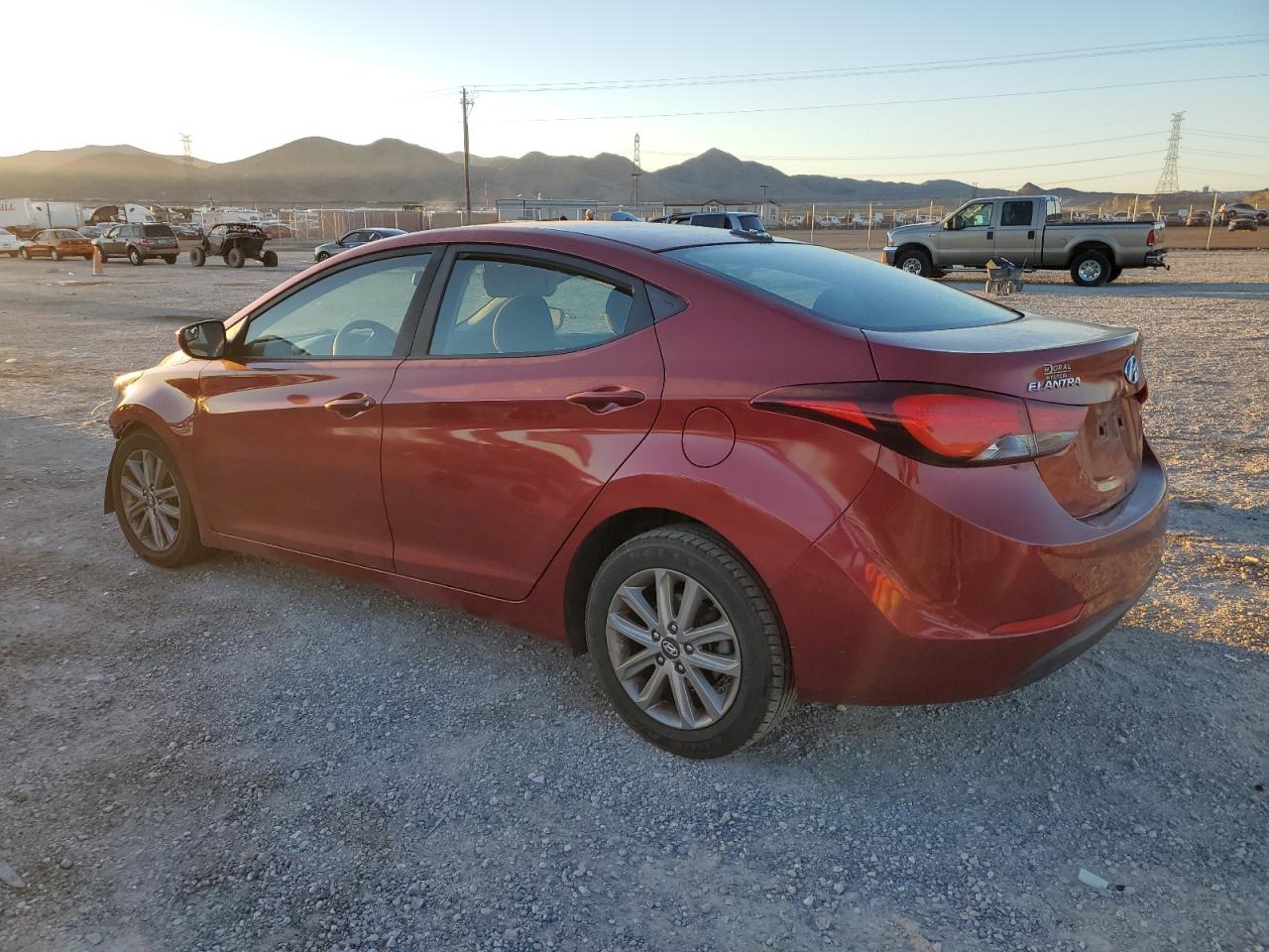 Изображение 2 2016 HYUNDAI ELANTRA SE 2016 с VIN 5NPDH4AEXGH749171