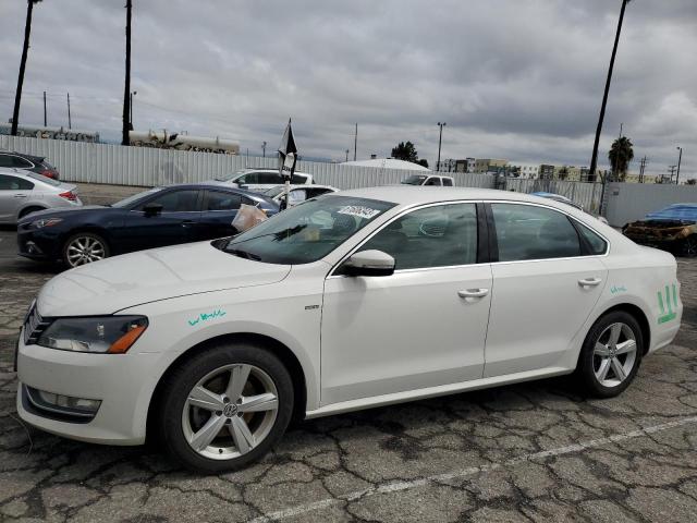 Изображение 1 2015 VOLKSWAGEN PASSAT S 2015 с VIN 1VWAS7A39FC114440