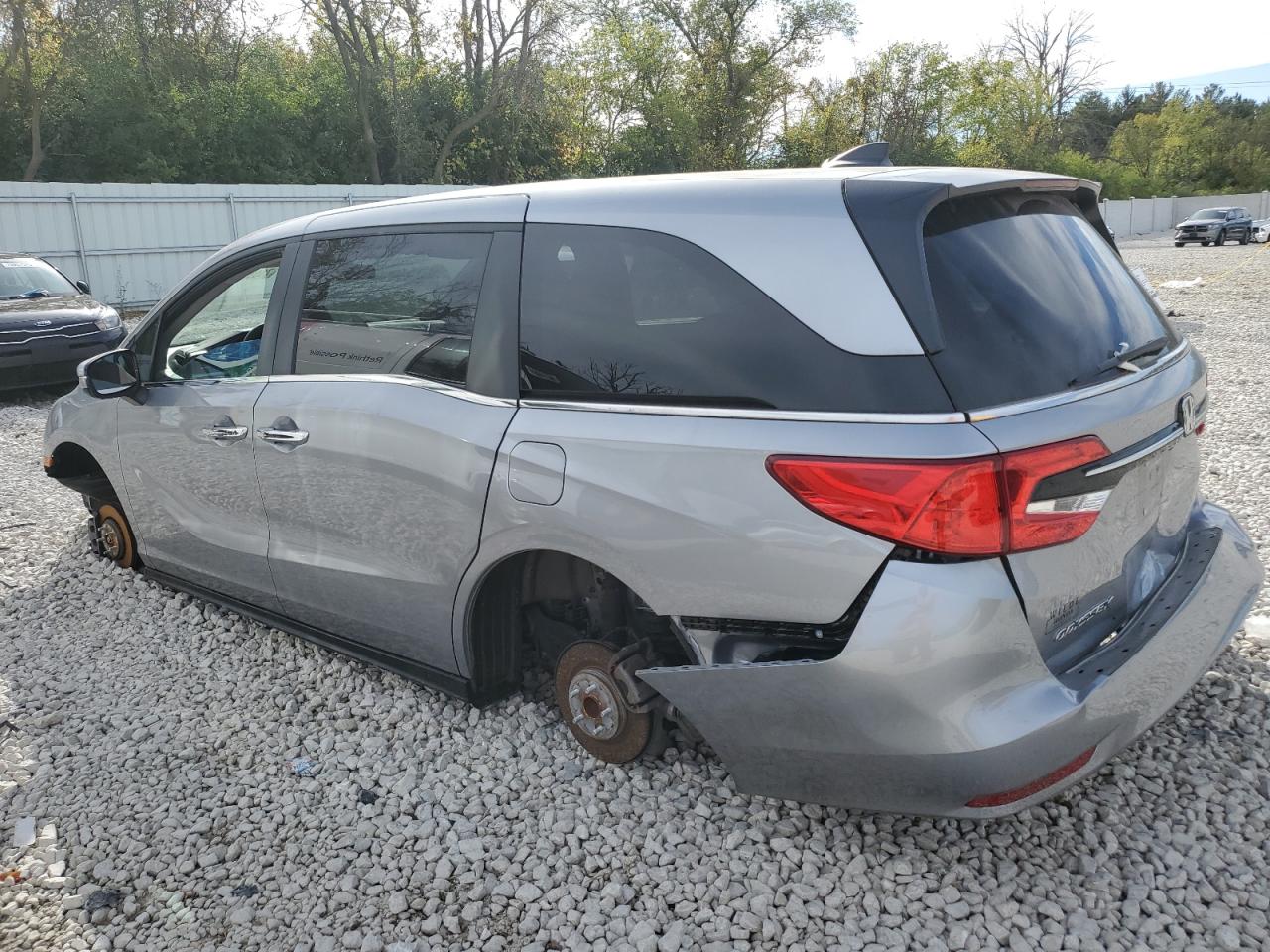 Изображение 2 2022 HONDA ODYSSEY EX 2022 с VIN 5FNRL6H50NB022655