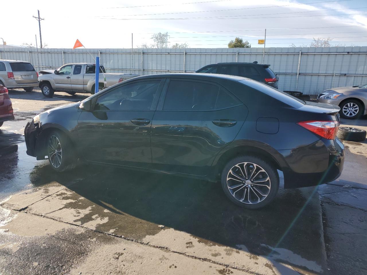Image 2 of 2014 TOYOTA COROLLA L 2014 with VIN 2T1BURHE7EC176929